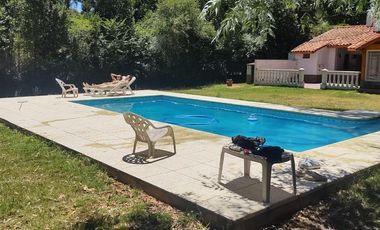 Casa en venta - 4 Dormitorios 2 Baños - Cochera - 2.038Mts2 - Tortuguitas