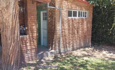 Casa en venta - 4 Dormitorios 2 Baños - Cochera - 2.038Mts2 - Tortuguitas