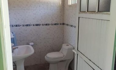 Casa en venta - 4 Dormitorios 2 Baños - Cochera - 2.038Mts2 - Tortuguitas