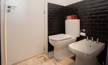 Casa en venta - 3 Dormitorios 2 Baños - Villa Gesell