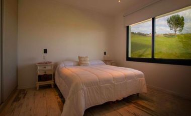 Casa en venta - 3 Dormitorios 2 Baños - Villa Gesell