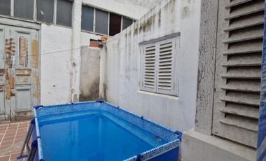 Casa en venta - 3 Dormitorios 2 Baños - 410Mts2 - Mar del Plata