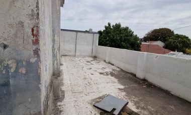 Casa en venta - 3 Dormitorios 2 Baños - 410Mts2 - Mar del Plata