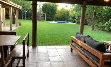 SANTA BARBARA,CASA EN 1 SOLA PLANTA, ESPECTACULAR , VENTA