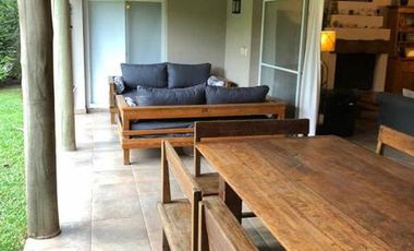 SANTA BARBARA,CASA EN 1 SOLA PLANTA, ESPECTACULAR , VENTA