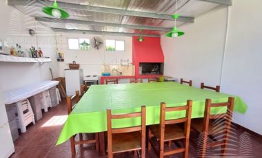 Hostería ubicada en el corazón de San Bernardo, Santa Maria de Oro  735