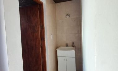 Hostería ubicada en el corazón de San Bernardo, Santa Maria de Oro  735