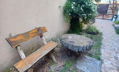 Hostería ubicada en el corazón de San Bernardo, Santa Maria de Oro  735