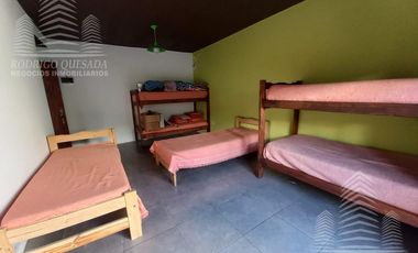 Hostería ubicada en el corazón de San Bernardo, Santa Maria de Oro  735