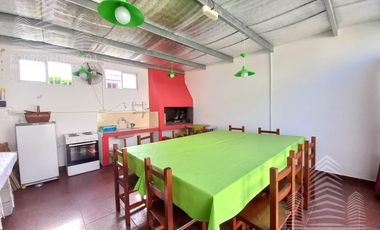 Hostería ubicada en el corazón de San Bernardo, Santa Maria de Oro  735