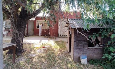 Casa en venta - 3 Dormitorios 2 Baños - 342Mts2 - Carmen de Areco