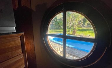 VENTA CHALET 3 AMBIENTES EN SIERRA DE LOS PADRES CON PARQUE Y PISCINA - GAS NATURAL