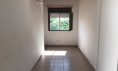 Venta Lote en Esquina - Galpón 160 m2   2 Dptos - B° Don Bosco III -  Neuquén Capital