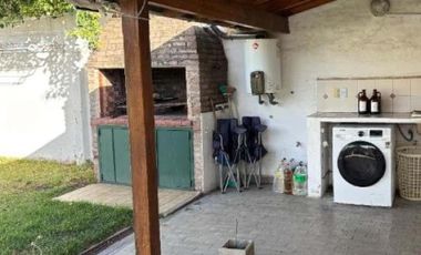 PH en venta - 3 Dormitorios 1 Baño - Hurlingham