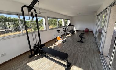Alquiler, Depto de 2 dorm, 2 baños, Seguridad, GYM, Pileta, cochera