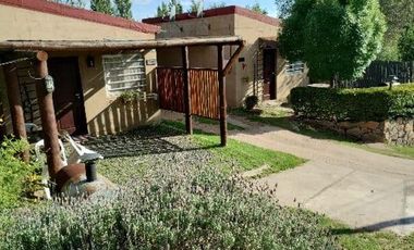 Casa en venta - 3 Dormitorios 3 Baños - Cabañas - 550Mts2 - El Trapiche