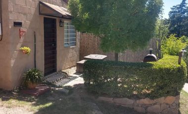 Casa en venta - 3 Dormitorios 3 Baños - Cabañas - 550Mts2 - El Trapiche