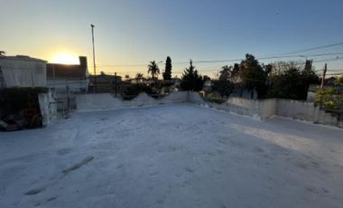 Casa en venta - 2 Dormitorios 1 Baño - El Palomar