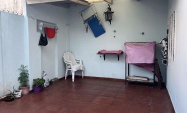 Casa en venta - 2 Dormitorios 1 Baño - El Palomar