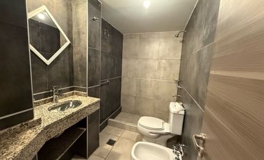 Departamento en Alquiler de 1 Dormitorio con Cochera - Barrio Cofico