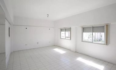 Departamento en venta - 3 Dormitorios 2 Baños - Cocheras - 169Mts2 - La Plata