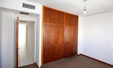 Departamento en venta - 3 Dormitorios 2 Baños - Cocheras - 169Mts2 - La Plata