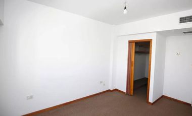 Departamento en venta - 3 Dormitorios 2 Baños - Cocheras - 169Mts2 - La Plata