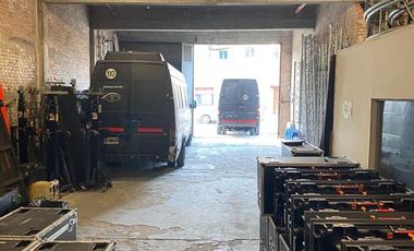 Galpon con vivienda, aprobado para 4 departamentos mas!