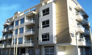 Departamento en Alquiler - 2 amb. al frente - c/ Cochera - Ramos Mejia