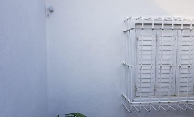 Casa en alquiler - 1 Dormitorio 1 Baño - 300Mts2 - Temperley