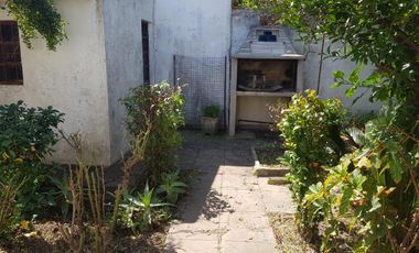 Casa en alquiler - 1 Dormitorio 1 Baño - 300Mts2 - Temperley