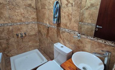 PH con 2 Propiedades en Banfield Este