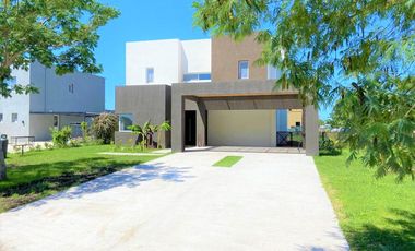 ALQUILER ANUAL nueva CASA en El Canton - Escobar IMPECABLE Suite mas 3 Dormitorios, en 2 plantas