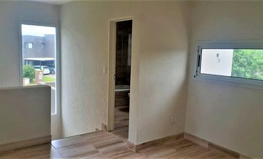 ALQUILER ANUAL nueva CASA en El Canton - Escobar IMPECABLE Suite mas 3 Dormitorios, en 2 plantas