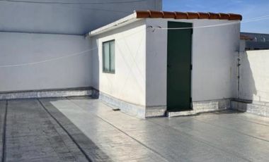 Casa DE 6 AMBIENTE EN DOS PLANTAS