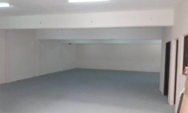 GALPON 370 MTS - ALSINA 5200 - VILLA MARTELLI - VENDE