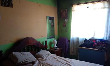 Casa en venta - 2 Dormitorios 1 Baño - Cochera - 220Mts2 - Don Orione