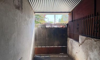 Casa en venta - 2 Dormitorios 1 Baño - Cochera - 220Mts2 - Don Orione