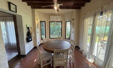 Chalet Clásico de Ladrillos Vista - Bo. Abierto Acacias Blancas - Ing. Maschwitz - Escobar