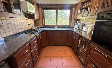 Chalet Clásico de Ladrillos Vista - Bo. Abierto Acacias Blancas - Ing. Maschwitz - Escobar