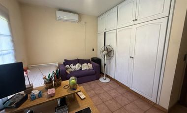 Chalet Clásico de Ladrillos Vista - Bo. Abierto Acacias Blancas - Ing. Maschwitz - Escobar