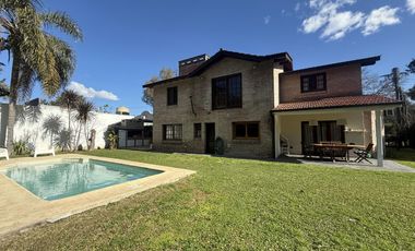 Chalet Clásico de Ladrillos Vista - Bo. Abierto Acacias Blancas - Ing. Maschwitz - Escobar