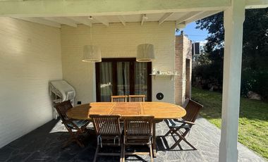 Chalet Clásico de Ladrillos Vista - Bo. Abierto Acacias Blancas - Ing. Maschwitz - Escobar