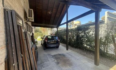 Chalet Clásico de Ladrillos Vista - Bo. Abierto Acacias Blancas - Ing. Maschwitz - Escobar