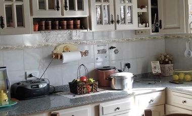 PH en venta - 2 Dormitorios 1 Baño - 170Mts2 - Moreno