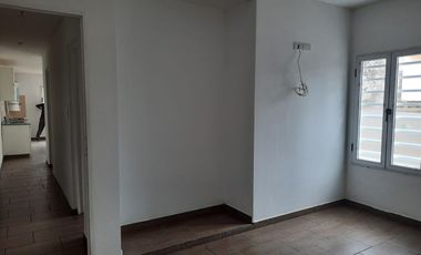 Casa en venta - 2 Dormitorios 1 Baño - 400Mts2 - Bolívar