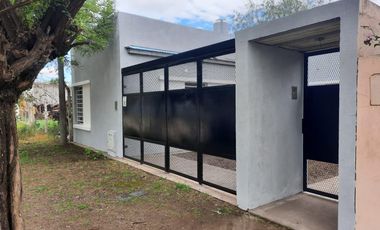 Casa en venta - 2 Dormitorios 1 Baño - 400Mts2 - Bolívar