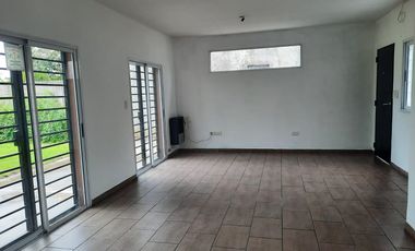 Casa en venta - 2 Dormitorios 1 Baño - 400Mts2 - Bolívar