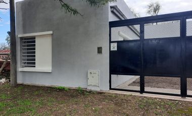 Casa en venta - 2 Dormitorios 1 Baño - 400Mts2 - Bolívar