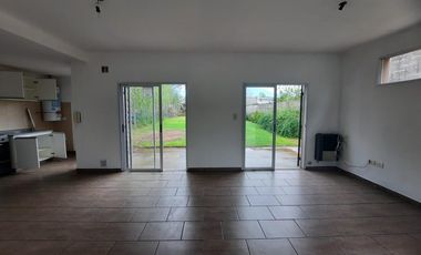 Casa en venta - 2 Dormitorios 1 Baño - 400Mts2 - Bolívar